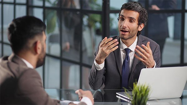 body language tips for interviews